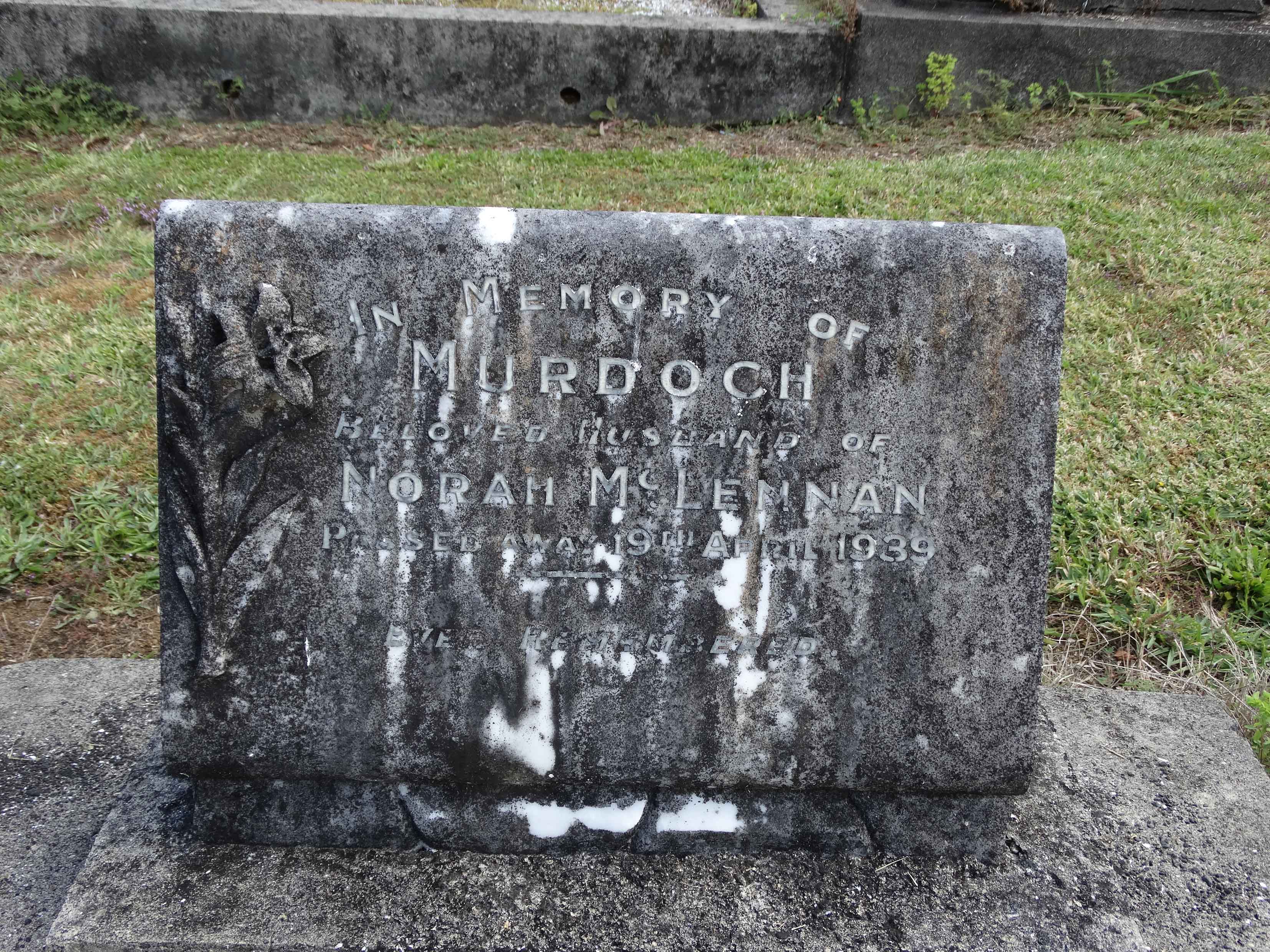 Photo of headstones/Murdoch McLennan d1939 hdstn Kauri Chyd